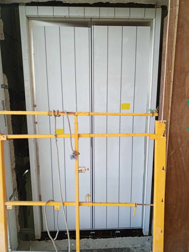 INSTALL LANDING DOOR PE 9