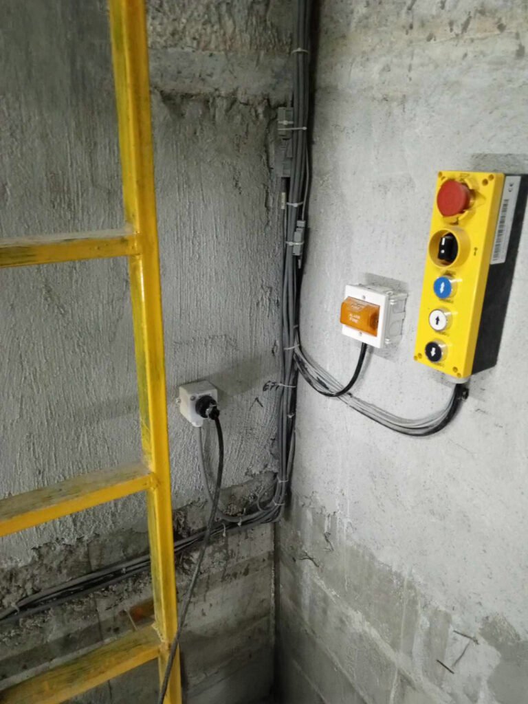 PIT STOP SWITCH PE 9