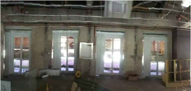 landing door 3rd floor